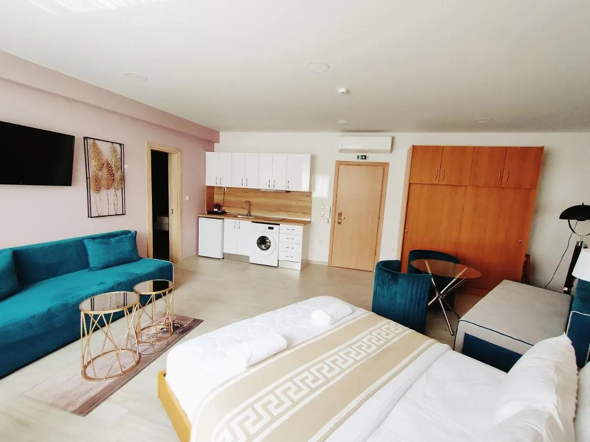 Apartment La Place De La Gare Suites - New Subway Station Thessaloniki Greece