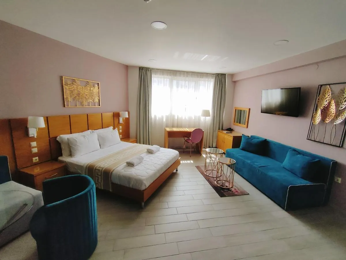 Apartment La Place De La Gare Suites - New Subway Station Thessaloniki
