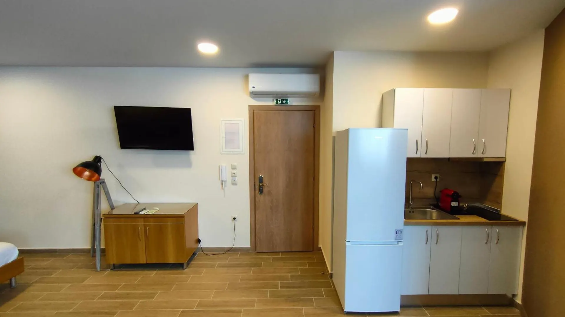 La Place De La Gare Suites - New Subway Station Thessaloniki Greece