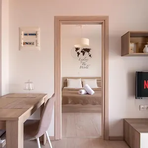 Minimalist W/ View Apartment